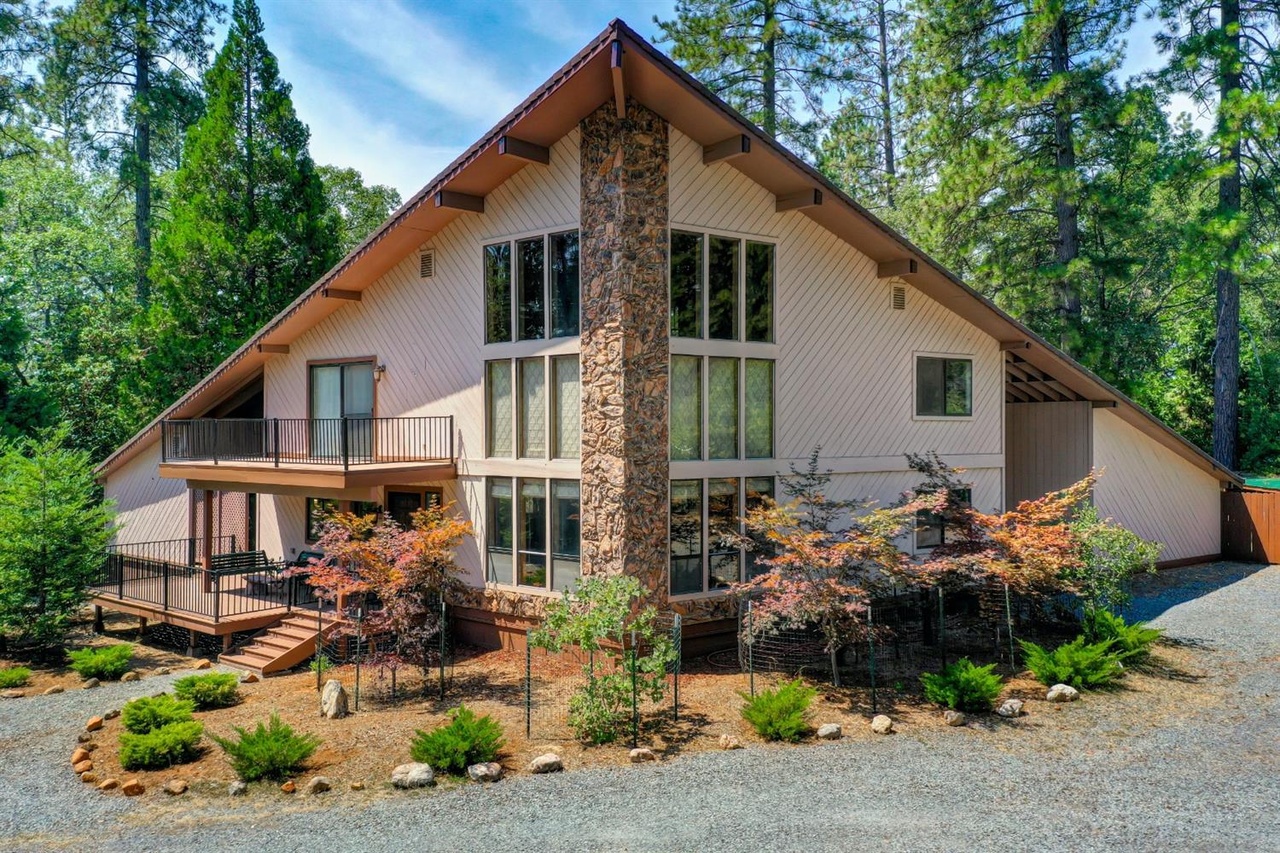 6100 Happy Pines Dr, Foresthill, CA 95631 | Redfin