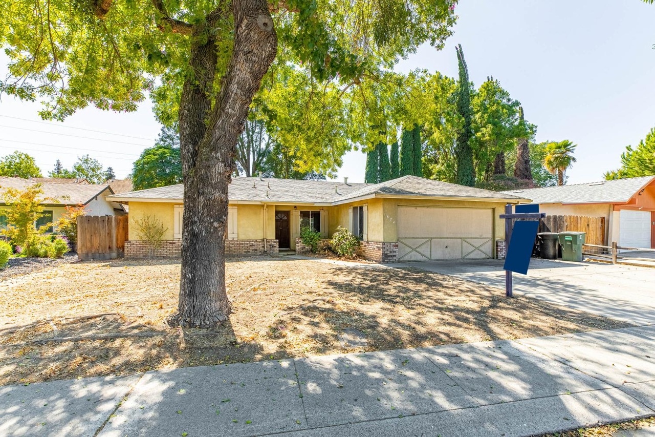 1824 Choctaw Way, Modesto, CA 95356