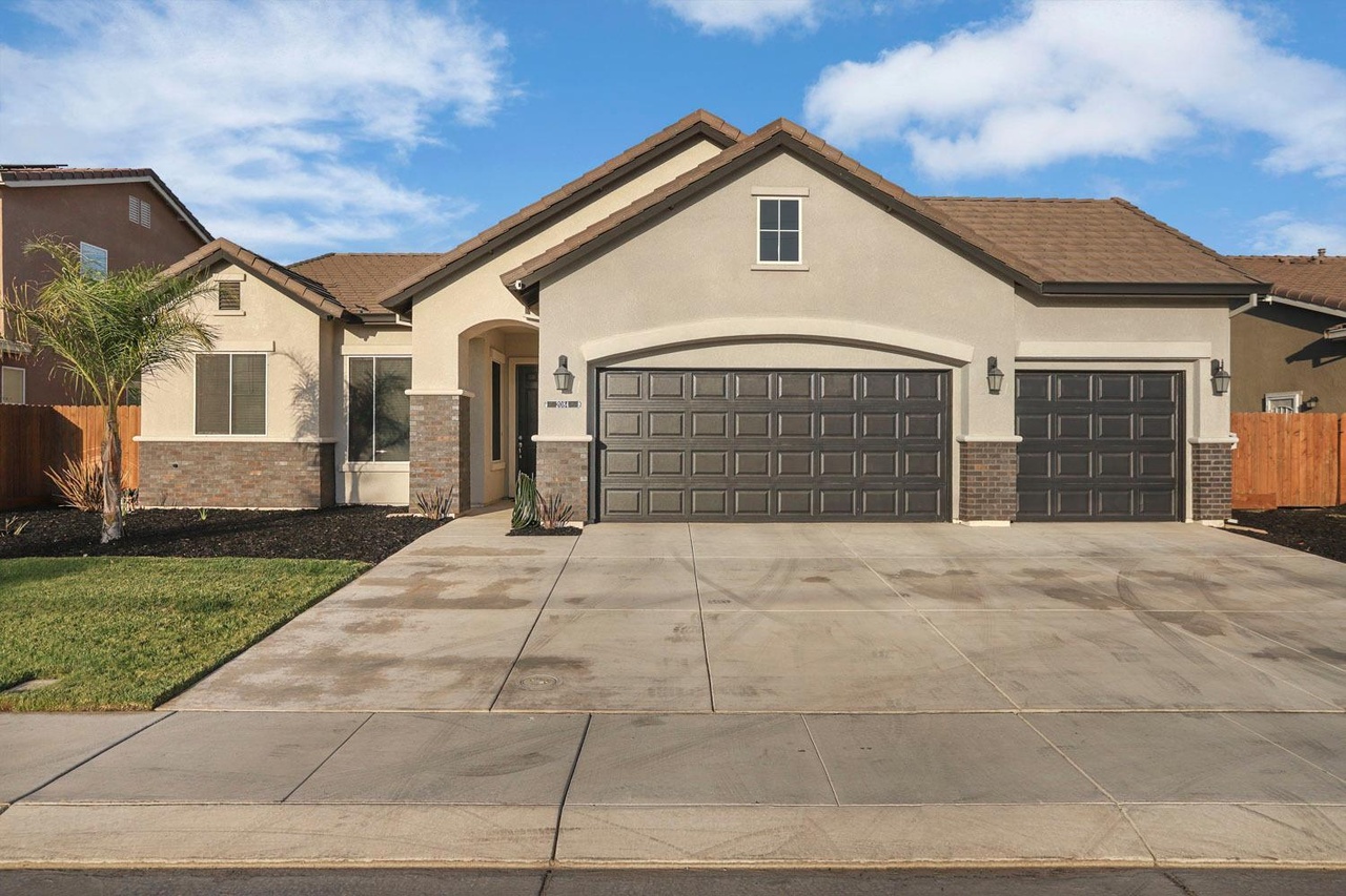 2084 Oleander Ave, Manteca, CA 95337 MLS 221090985 Redfin