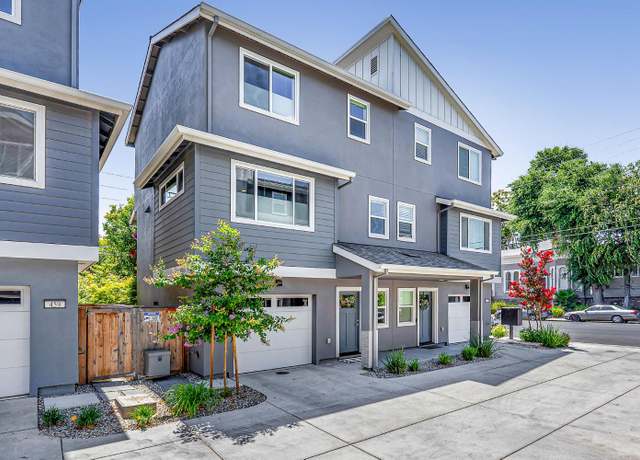 Property at 453 3rd St, Woodland, CA 95695, 2 beds, 2.5 baths