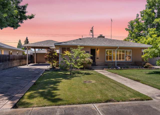 Property at 19 S Sunset, Lodi, CA 95240, 2 beds, 2 baths