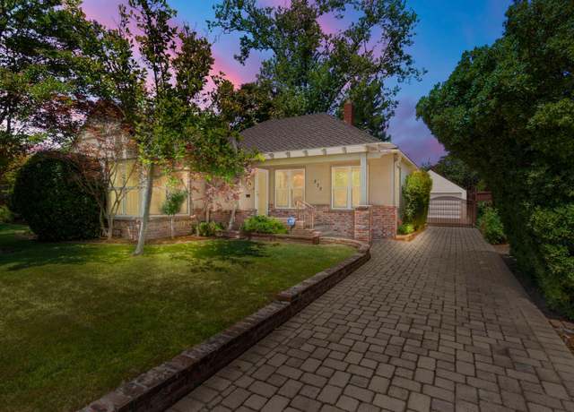 Property at 575 Blackwood St, Sacramento, CA 95815, 3 beds, 1.5 baths