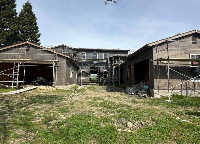 Property at 2241 Oak Creek Dr, Copperopolis, CA 95228, 5 beds, 4.5 baths