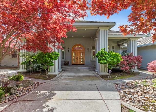 Property at 5000 Peach Blossom Ln, Oakdale, CA 95361, 5 beds, 3.5 baths