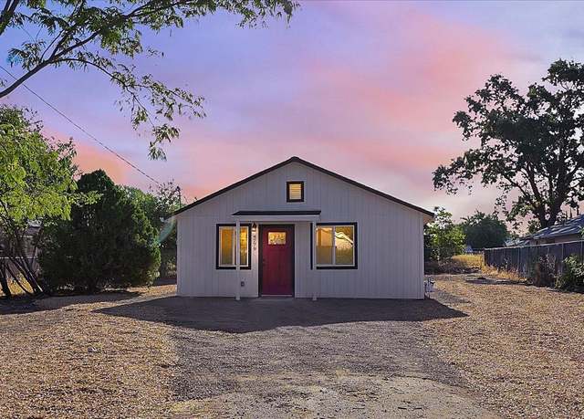 Property at 4779 Pacific Ave, Olivehurst, CA 95961, 2 beds, 1 bath