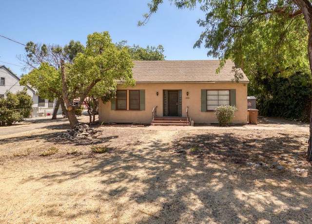 Property at 260 E Las Palmas Ave, Patterson, CA 95363, 5 beds, 3 baths