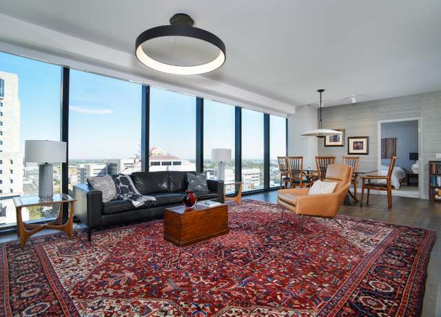 Property at 500 J St #1608, Sacramento, CA 95814, 2 beds, 2.5 baths