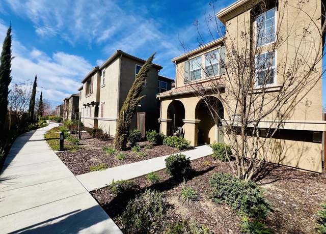 Property at 4722 Ocean Ln, Elk Grove, CA 95757, 3 beds, 2.5 baths