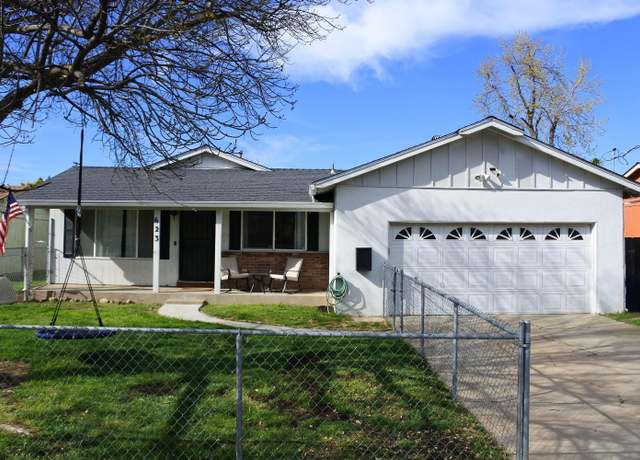 Property at 623 E 17th St, Marysville, CA 95901, 3 beds, 2 baths