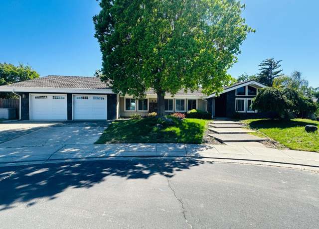 Property at 553 Manor Oak Pl, Manteca, CA 95336, 4 beds, 3 baths