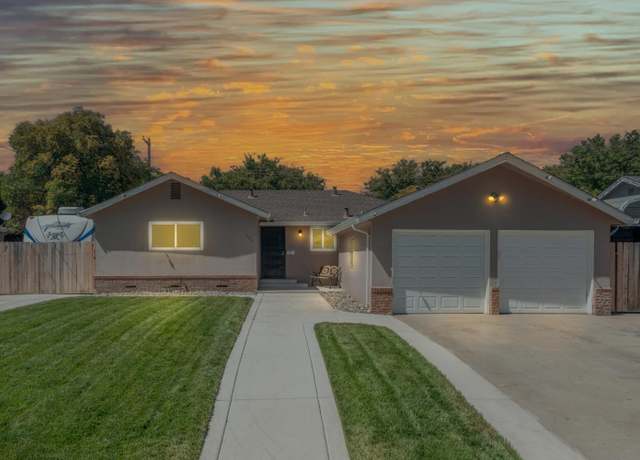 Property at 111 W La Mesa Ave, Stockton, CA 95207, 3 beds, 2 baths