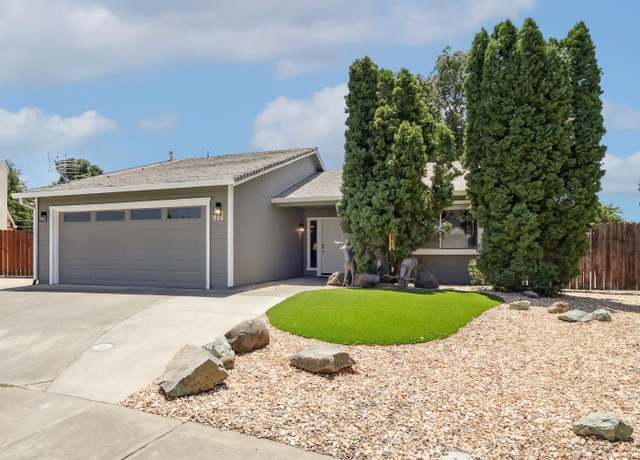 Property at 814 Sun Ray Ct, Rio Linda, CA 95673, 3 beds, 2 baths