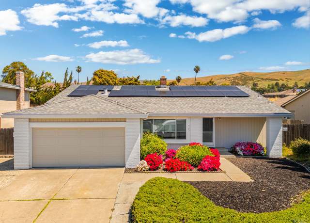 Property at 414 Brunswick Dr, Vallejo, CA 94591, 3 beds, 2 baths