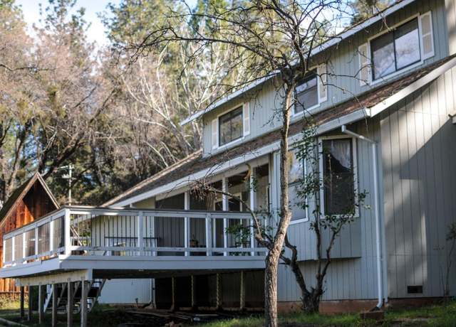 Property at 14155 Toma Ln, Pine Grove, CA 95665, 4 beds, 2.5 baths
