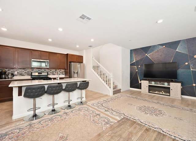 Property at 8837 Ariston Ln, Elk Grove, CA 95758, 3 beds, 2.5 baths