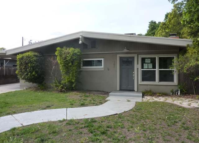 Property at 1161 N Country Club Blvd, Stockton, CA 95204, 3 beds, 2 baths
