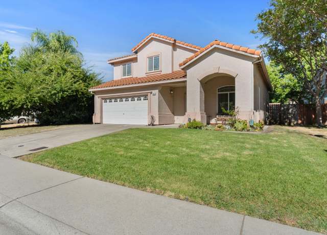Property at 8642 Carlin Ave, Sacramento, CA 95823, 4 beds, 2.5 baths