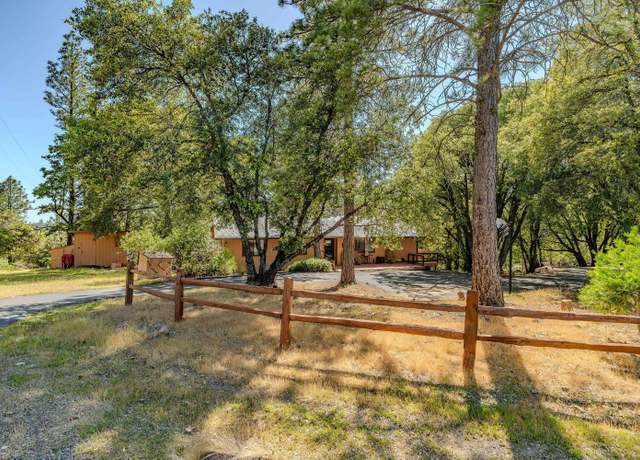 Property at 13771 West Ct, Pine Grove, CA 95665, 3 beds, 2 baths