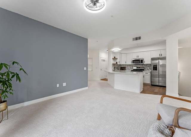 Property at 700 Moon Cir #723, Folsom, CA 95630, 2 beds, 2 baths