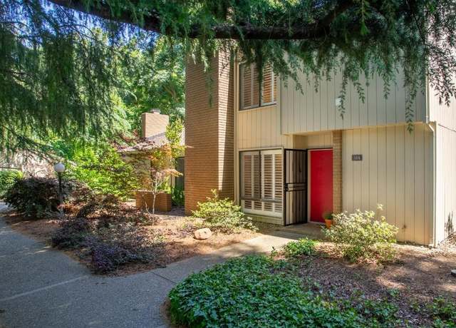 Property at 314 Elmhurst Cir, Sacramento, CA 95825, 2 beds, 2.5 baths