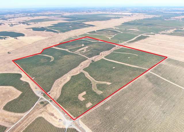 Property at 30222 N Mackville Rd, Acampo, CA 95220
