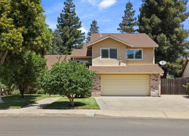 Property at 1717 Edgebrook Dr, Modesto, CA 95354, 4 beds, 3.5 baths