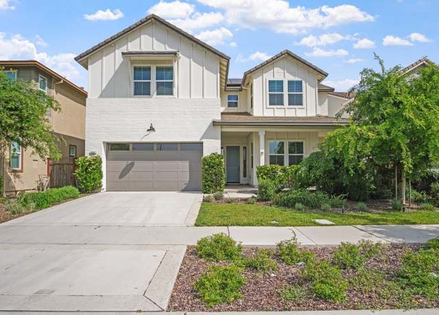 Property at 2267 Garden Farms Ave, Lathrop, CA 95330, 4 beds, 3.5 baths