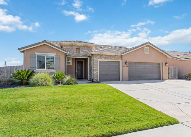 Property at 2587 Isleworth Ave, Tulare, CA 93274, 4 beds, 2.5 baths