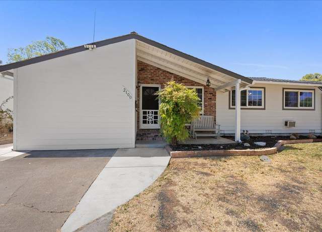 Property at 2100 Bowling Green Dr, Sacramento, CA 95825, 3 beds, 2 baths