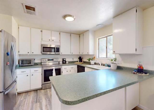 Property at 4407 Patterson Dr, Diamond Springs, CA 95619, 3 beds, 2 baths