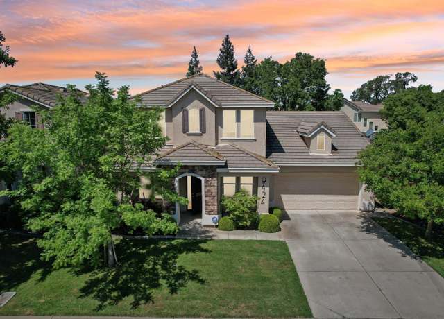 Property at 9424 Cristo Way, Elk Grove, CA 95758, 5 beds, 3.5 baths