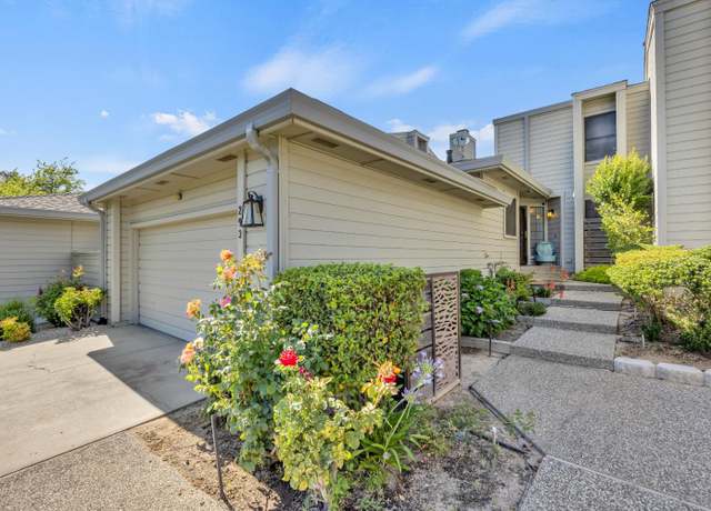Property at 293 Castlewood Cir, Roseville, CA 95678, 2 beds, 2.5 baths