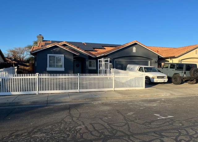 Property at 658 Tusky Ave, Los Banos, CA 93635, 3 beds, 2 baths