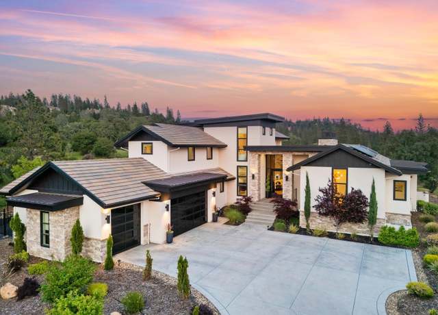 Property at 2056 Long View Dr, Meadow Vista, CA 95722, 4 beds, 5.5 baths