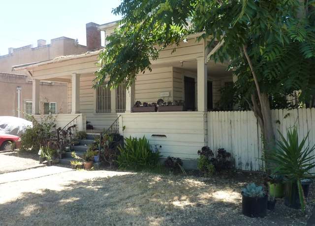 Property at 1941 N El Dorado St, Stockton, CA 95204, 2 beds, 1 bath