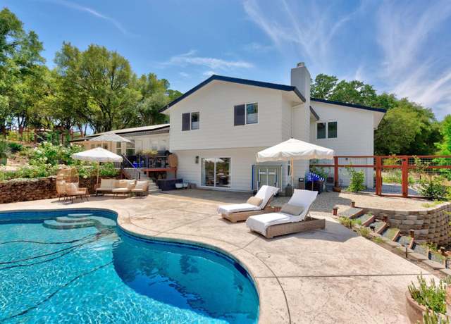 Property at 1870 Deer Valley Rd, Rescue, CA 95672, 3 beds, 2.5 baths