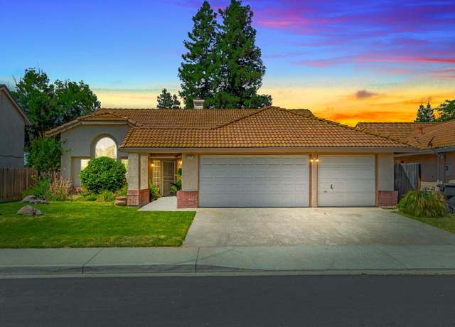 Property at 374 Trevor Ave, Oakdale, CA 95361, 4 beds, 2 baths