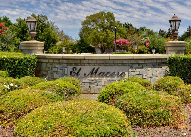 Property at 27243 E El Macero Dr, El Macero, CA 95618, 3 beds, 2.5 baths