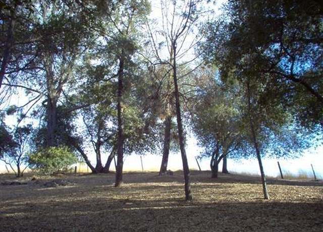 Property at 5060 Fong Dr, Copperopolis, CA 95228