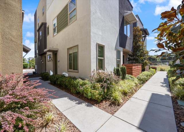 Property at 280 Log Pond Ln, Sacramento, CA 95818, 2 beds, 2.5 baths