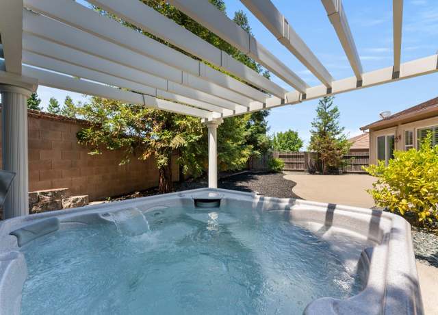 Property at 2202 Stockman Cir, Folsom, CA 95630, 4 beds, 2 baths