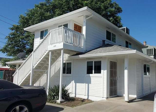 Property at 618 Elm St, Marysville, CA 95901, 6 beds, 3 baths