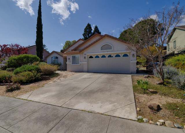 Property at 3449 Palo Alto Ct, Fairfield, CA 94533, 4 beds, 2 baths