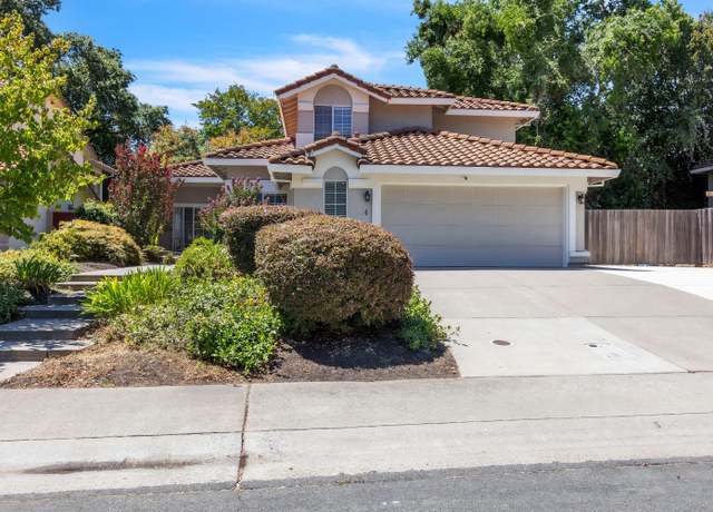 Property at 4 W Marina Blue Ct, Sacramento, CA 95831, 4 beds, 3 baths