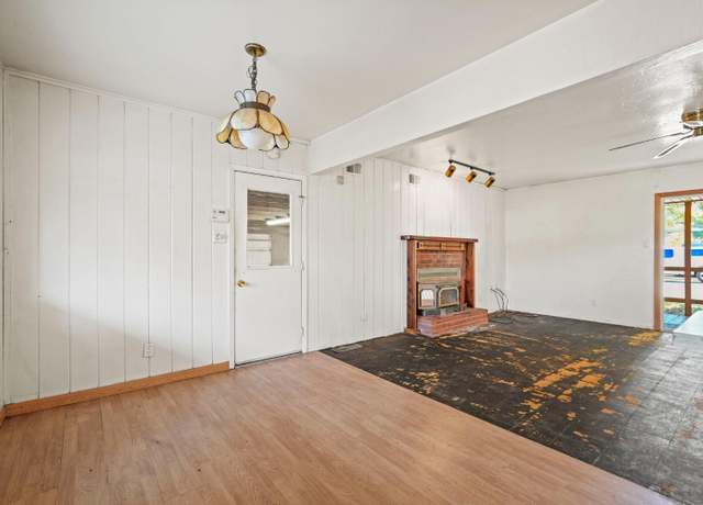 Property at 3331 Taylor Rd, Loomis, CA 95650, 3 beds, 2 baths
