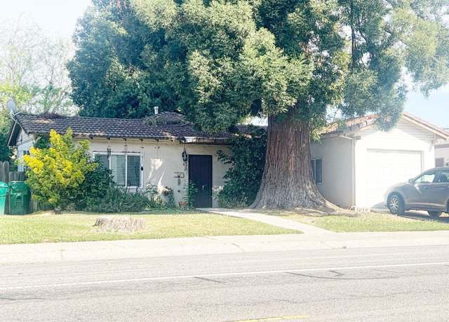 Property at 728 N Mills Ave, Lodi, CA 95242, 2 beds, 1 bath