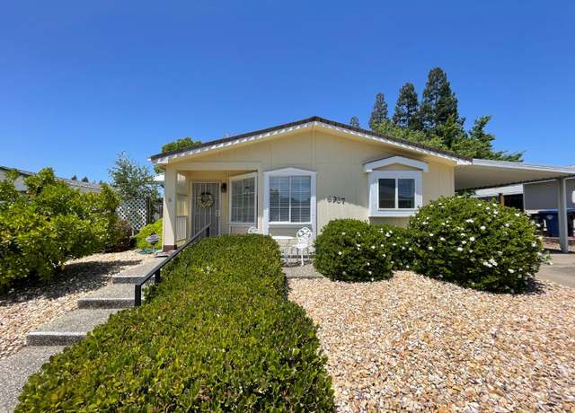 Property at 6937 Grand Tree Ln, Citrus Heights, CA 95621, 2 beds, 2 baths