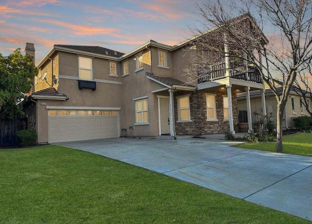 Property at 9537 California Oak Cir, Patterson, CA 95363, 5 beds, 3 baths