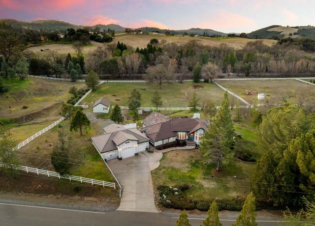 Property at 3044 Roughrider Ct, Placerville, CA 95667, 4 beds, 3 baths