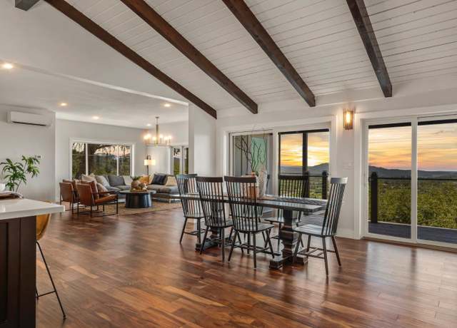 Property at 10355 Comstock Ln, Auburn, CA 95603, 4 beds, 4.5 baths